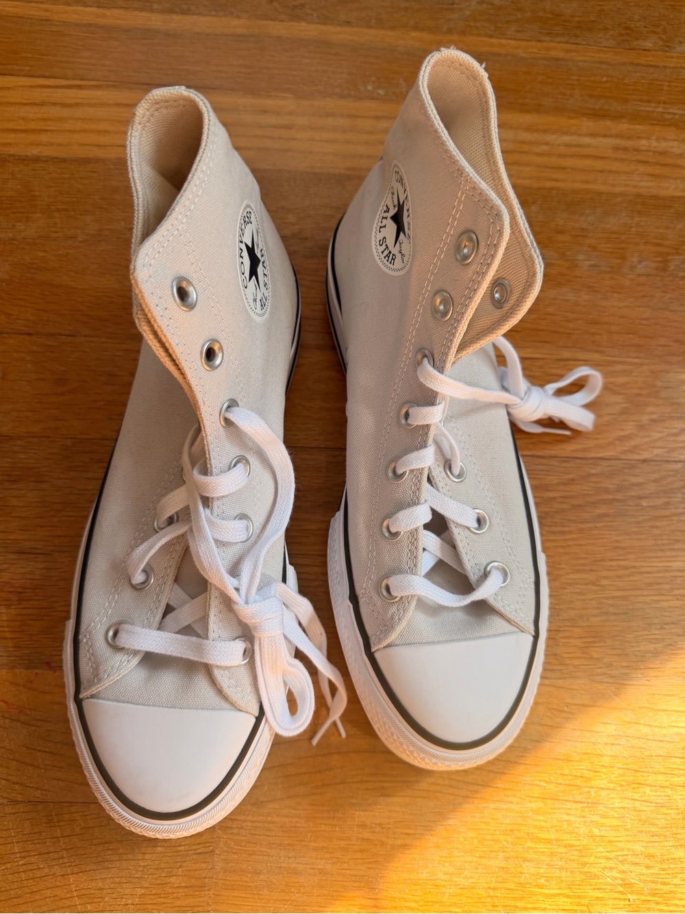 Converse Kids High Top Sneakers in Off-White